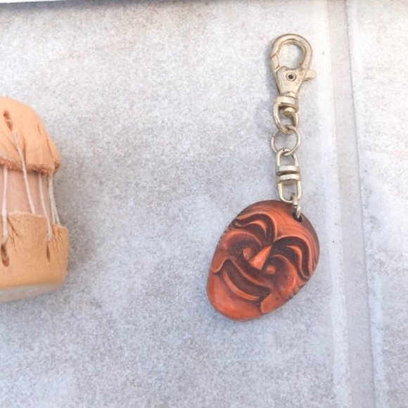 VINTAGE Korean Traditional Keychain and Drum Set Bundle - Picture 6 of 7